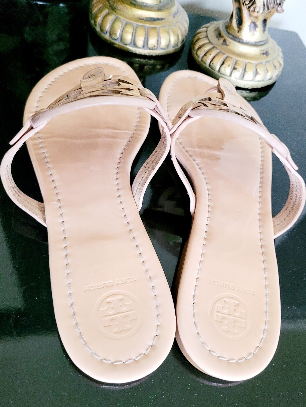 Tory Burch Miller Patent Leather Thong Sandals in MakeUp/Nude US 9 - Picture 5 of 16